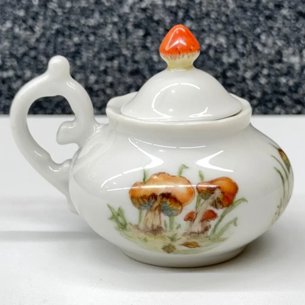 L Lancaster Hand Painted Mushroom Porcelain Jam Pot with Lid and‎ Spoon Vintage